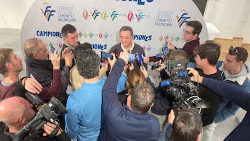 Gomar tiende la mano a Louzán: “Valencia tiene que ser sede”