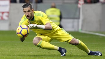 Kiko Casilla. 