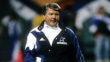 Johnson tuvo un breve paso como entrenador de la NFL (nueve campa&ntilde;as) y construy&oacute; desde los cimientos a los Cowboys que dominaron la liga en los 90.