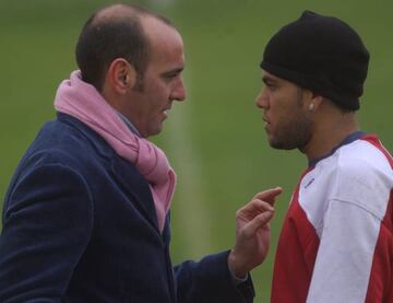 Monchi y Dani Alves, hace más de una década.