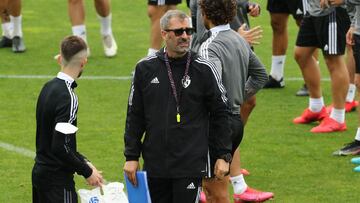 +++++++++ durante el entrenamiento de la SD Ponferradina en el campo anexo de El Toralin en Ponferrada foto Luis de la Mata