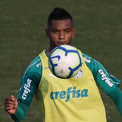 Agente de Borja responde a las críticas de Mano Menezes