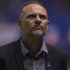 Javier Torrente fue relegado del banquillo de Monarcas