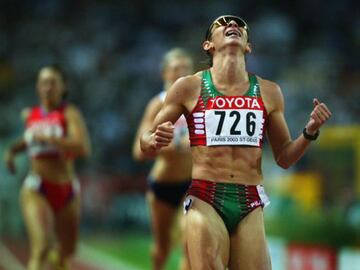 Ana Gabriela Guevara se consagró como campeona de los 400 metros planos en los Mundiales de Atletismo de París en 2003 con una marca de 48.89, la mejor de aquel año. En aquel entonces, la sonorense era considerada una de las mejores atletas del mundo y su oro en París puso al país frente al televisor en un deporte minoritario.
