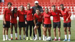 Leicy Santos y Arias juegan juntos un partido mixto en el Atleti