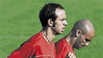 <b>ELEGIDOS</B>. Movilla y en segundo caso Colsa, son las peticiones del Mallorca para dejar salir a Ibagaza.