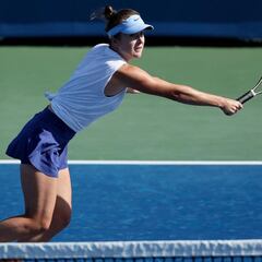 Svitolina to fight Cornet for her first 2021 title at Chicago