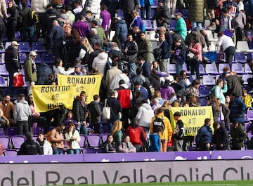 26/10/24 
PARTIDO PRIMERA DIVISION 
VALLADOLID - VILLARREAL 

PROTESTAS PANCARTA RONALDO 