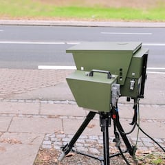 Una pareja acepta hacerle un favor a la policía: no se esperaban el acoso inmediato del resto