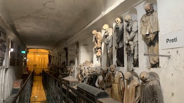 El museo de los 2.000 cadáveres: así son las catacumbas italianas repletas de momias que puedes visitar por solo 5 euros