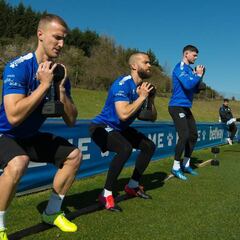 Quince miembros del Alavés infectados por coronavirus