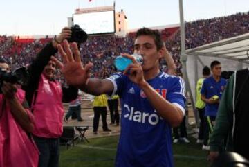 Mat&iacute;as Rodr&iacute;guez festeja con la &#039;manita&#039;.