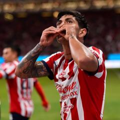 Chivas (3-2) Necaxa: Resumen del partido y goles