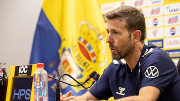 16/01/2026 FUTBOL SEGUNDA DIVISION TEMPORADA 25/26 UD LAS PALMAS Rueda de prensa de Luis García
