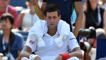 Novak Djokovic, pensativo durante el partido de semifinales del US Open ante Kei Nishikori.