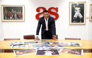 Júlio Baptista visited AS yesterday