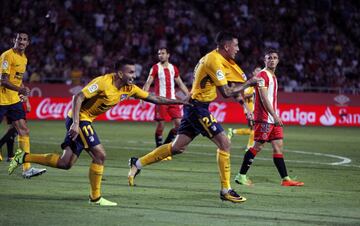 Giménez celebra el 2-2.