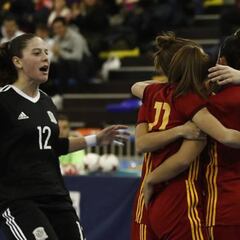 España debuta en el Torneo IV Naciones con victoria ante Rusia