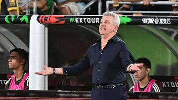Mexico's coach Javier Aguirre reacts during the international friendly football match between Mexico and New Zealand at the Rose Bowl Stadium in Pasadena, California, on September 7, 2024. (Photo by Frederic J. BROWN / AFP)