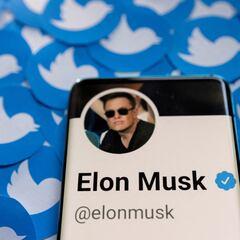 Elon Musk’s Twitter takeover on hold