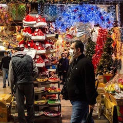 El aviso de la OMS: "Si nos abrazamos en Navidad, los brotes pueden ser brutales"