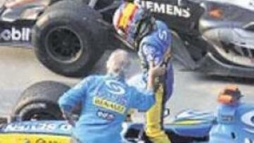 <b>LA PAREJA DEL AÑO.</b> Alonso y su jefe han formado una dupla letal en los boxes y en el asfalto esta temporada.