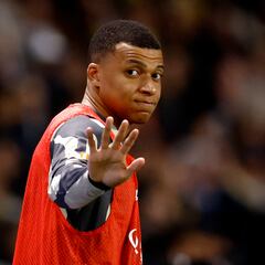 Luis Enrique explica la suplencia de Mbappé: “Es sencillo y, a la vez, complicado”