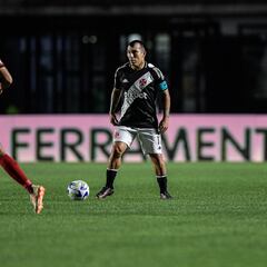 “Hizo un gran partido; se nota su jerarquía”: Medel ya se destaca en Brasil