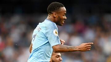 Sterling, baja de Inglaterra para enfrentarse a España y Suiza