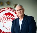 Antonio Cordón es presentado por el Olympiakos