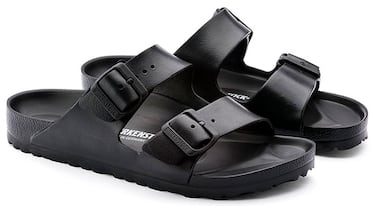 Estas son las sandalias de goma Birkenstock superventas que necesitas este verano