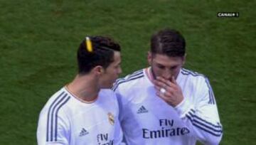 Un aficionado lanzó un mechero a Cristiano Ronaldo impactando en su cabeza.