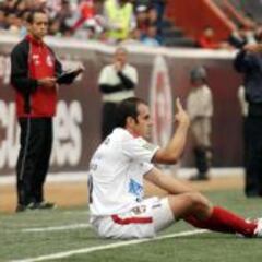 Registro de Cuauhtémoc Blanco, con irregularidades