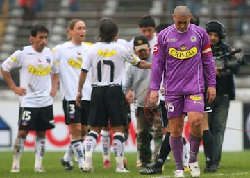 Cristián Montecinos juega hasta el 2007 en Deportes Concepción y se retira. Luego, el 2009 juega la liguilla de Promoción con San Marcos de Arica, pero no logra el ascenso a Primera División.