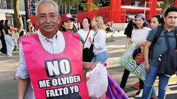 “¡No está solo!”: Marcha del 8M apoya al padre de Esmeralda Castillo, desaparecida desde 2009