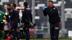 Ronald Fuentes apunta a error de Pizzi por resultados de la Roja