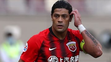 FILE PHOTO: Soccer Football - AFC Champions League - Group H - Sydney FC v Shanghai SIPG - Khalifa International Stadium, Doha, Qatar - November 19, 2020 Shanghai SIPG&#039;s Hulk in action REUTERS/Ibraheem Al Omari/File Photo