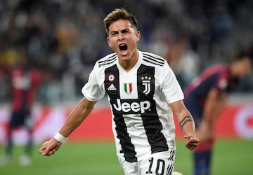 Celebración del delantero argentino de la Juventus de Turín, Dybala, en el duelo de la Serie entre el conjunto turinés y el Bologna. 