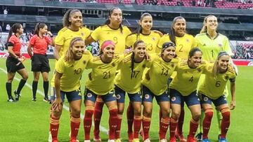 Jugadoras de la Selección Colombia en un partido amistoso ante México