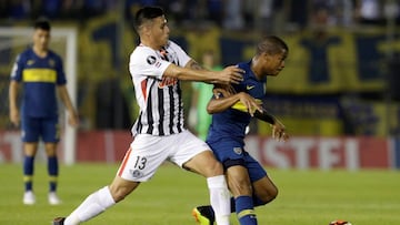 Wilmar Barrios durante el partido entre Boca Juniors y Libertad por Copa Libertadores