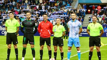 Marta Huerta de Aza con los capitanes de Málaga y Córdoba.