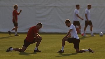 Damsgaard, en su primer entrenamiento en Qatar.