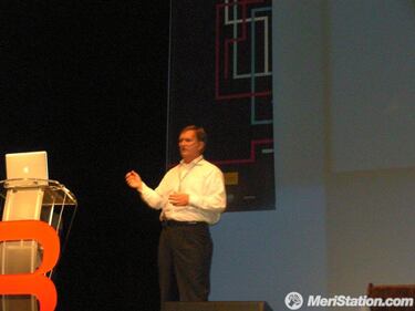 Bryan Neider, director de EA Games: "Jugar es una experiencia social"