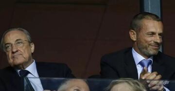 Florentino Prez, presidente dle Real Madrid, y Ceferin, su homlogo en la UEFA.