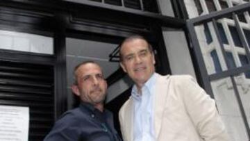 <b>NUEVAS CARAS.</b> Perfecto Palacio y Miguel Campoy, a las puertas de las oficinas del Rico Pérez.