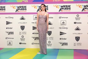 Lola Lolita en la alfombra roja de LOS40 Music Awards Santander. 