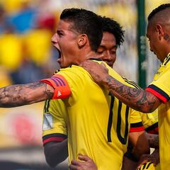 James encuentra en Selección un medio campo de respaldo