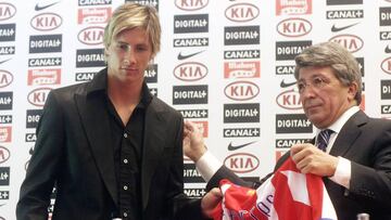 Torres, en su despedida del Atlético en 2007.