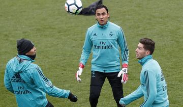 Marcelo reaparece muy activo en el entrenamiento del Madrid