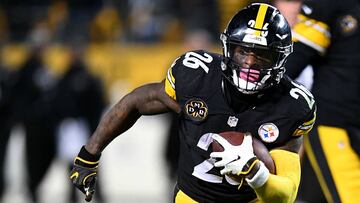 Bell aún no regresa a entrenar con Steelers.